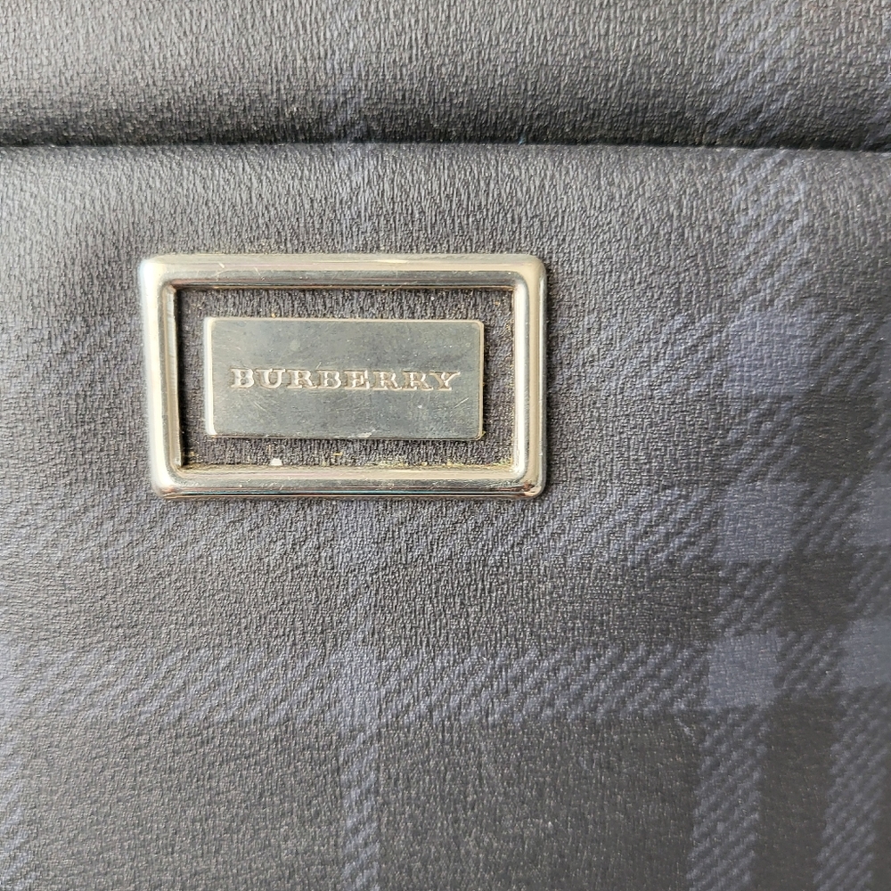 Burberry's Blue & Black Plaid Check Clutch EUC++ - Picture 4 of 6